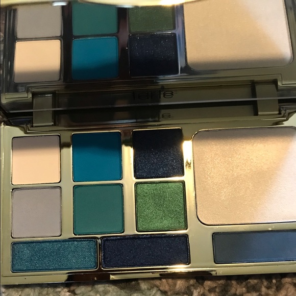 SOLD! Icy Betch Tarte Eyeshadow Palette - Picture 4 of 6